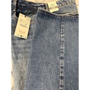 ZARA Mid Rise Wide Leg Jeans Blue Denim Size 10 US clean modern look NWT Grunge